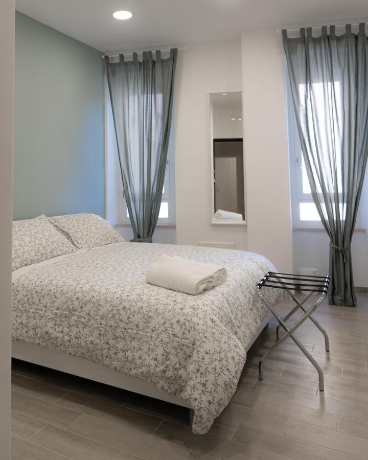 Dimora Cavour Otel Napoli Dış mekan fotoğraf