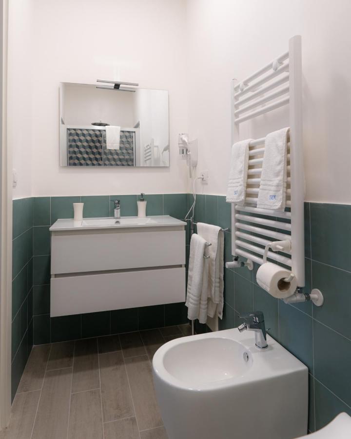Dimora Cavour Otel Napoli Dış mekan fotoğraf