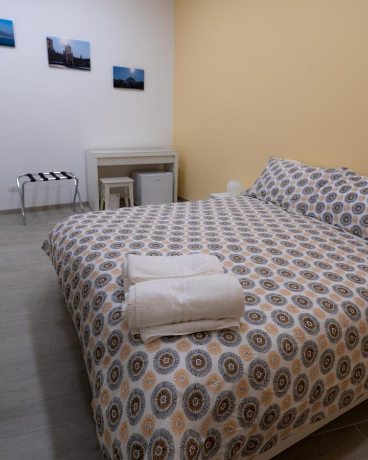 Dimora Cavour Otel Napoli Dış mekan fotoğraf