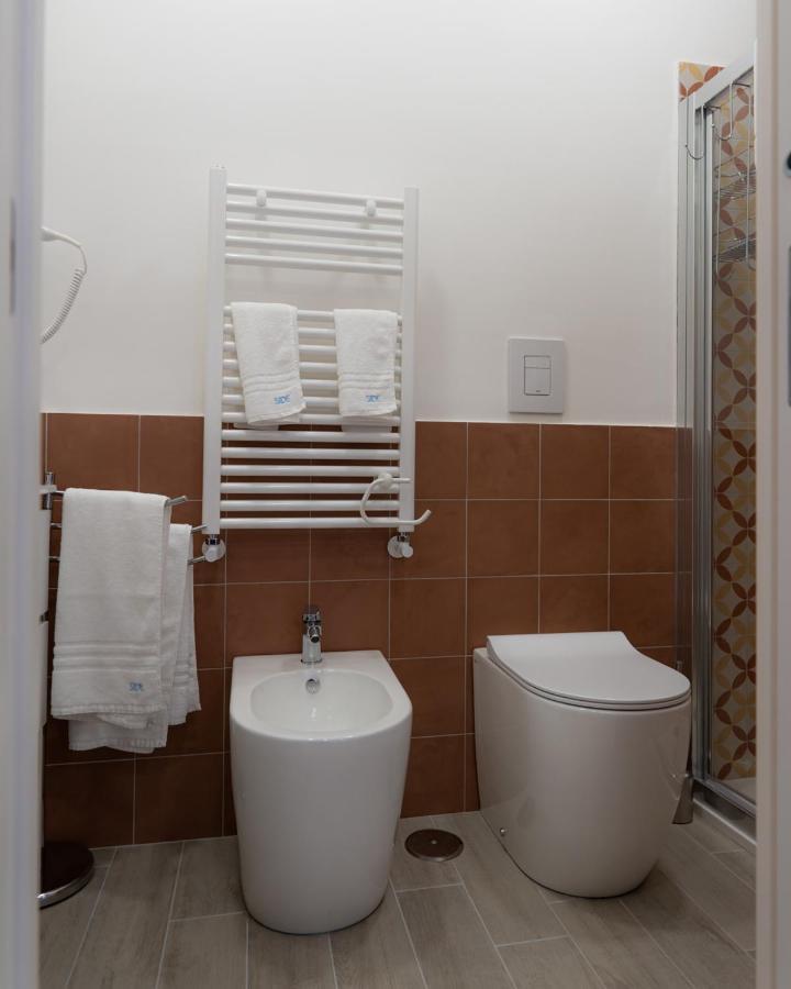 Dimora Cavour Otel Napoli Dış mekan fotoğraf