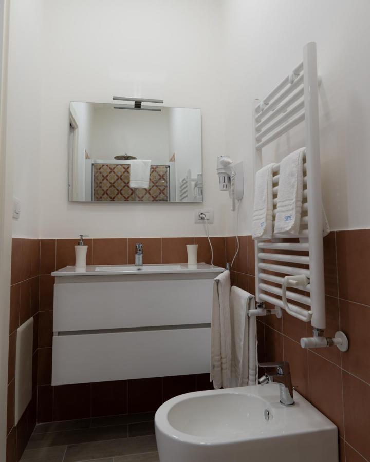 Dimora Cavour Otel Napoli Dış mekan fotoğraf