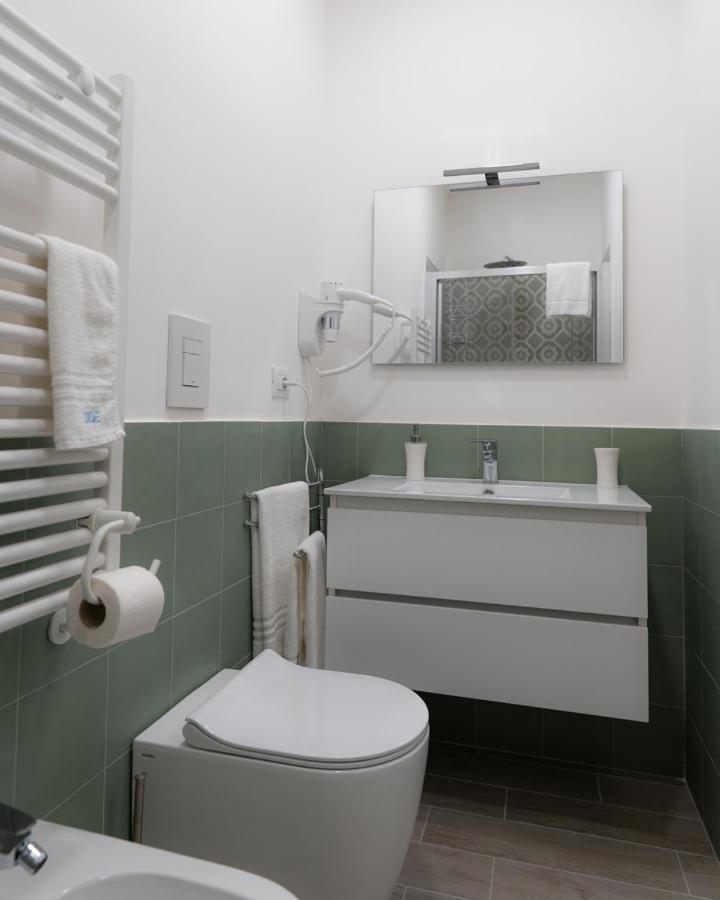Dimora Cavour Otel Napoli Dış mekan fotoğraf
